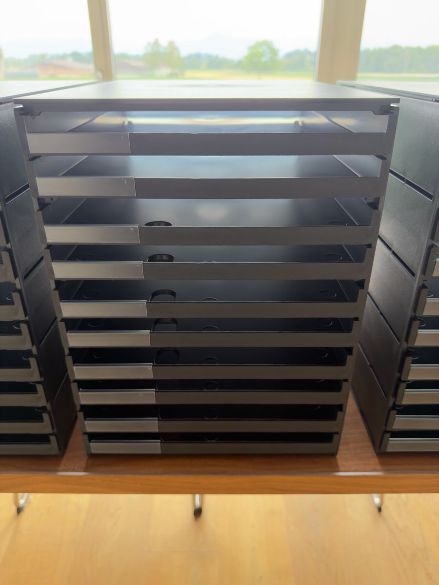 Sistemi di archiviazione: 1x styro Schubladenbox styroval pro 10 Fächer schw. Nr. 2/3 – Nuovo (secondo la descrizione) da Merenschwand venduto da stardust.12 7
