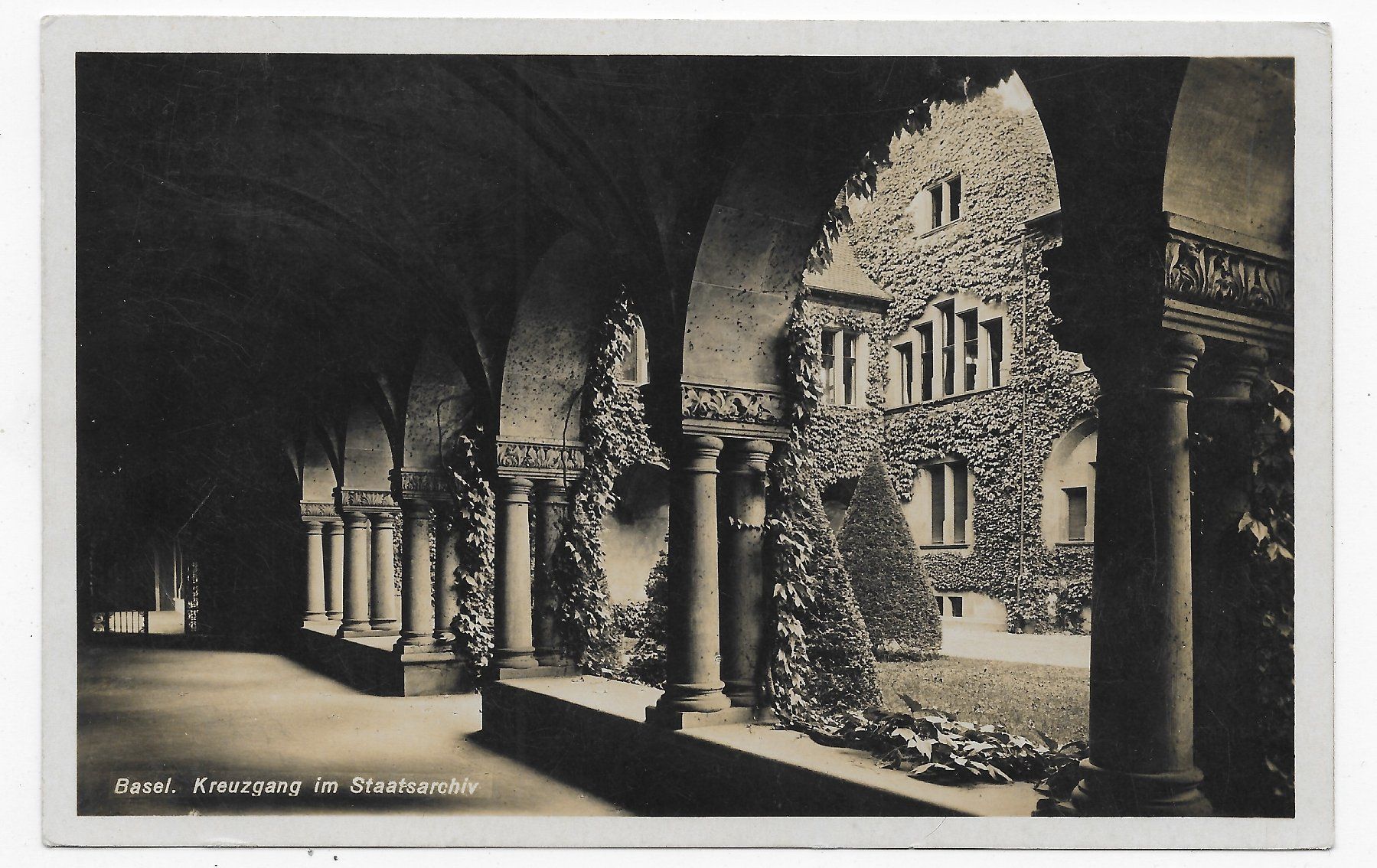 Heimat Basel: Basel Kreuzgang im Staatsarchiv (Gebraucht) in