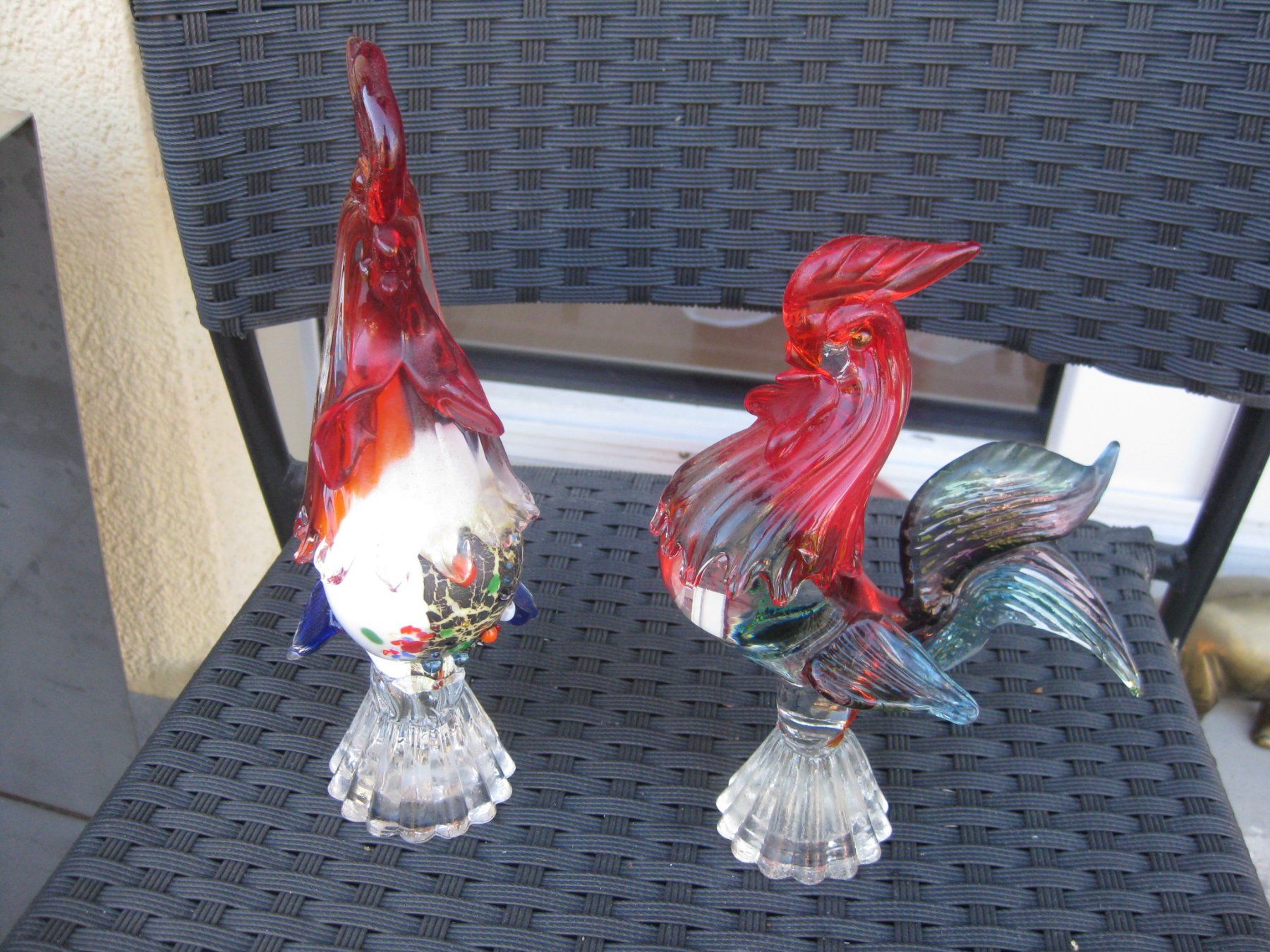 Tutte le decorazioni: 2 schöne farbige Glashähne – Usato da Romanshorn venduto da Wazoohandlung 1