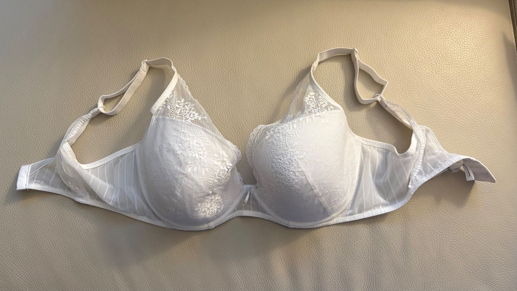Sonstige Unterwäsche: Damen BH Gr. 85 E – Neu (gemäss Beschreibung) aus Embrach von Bdennis