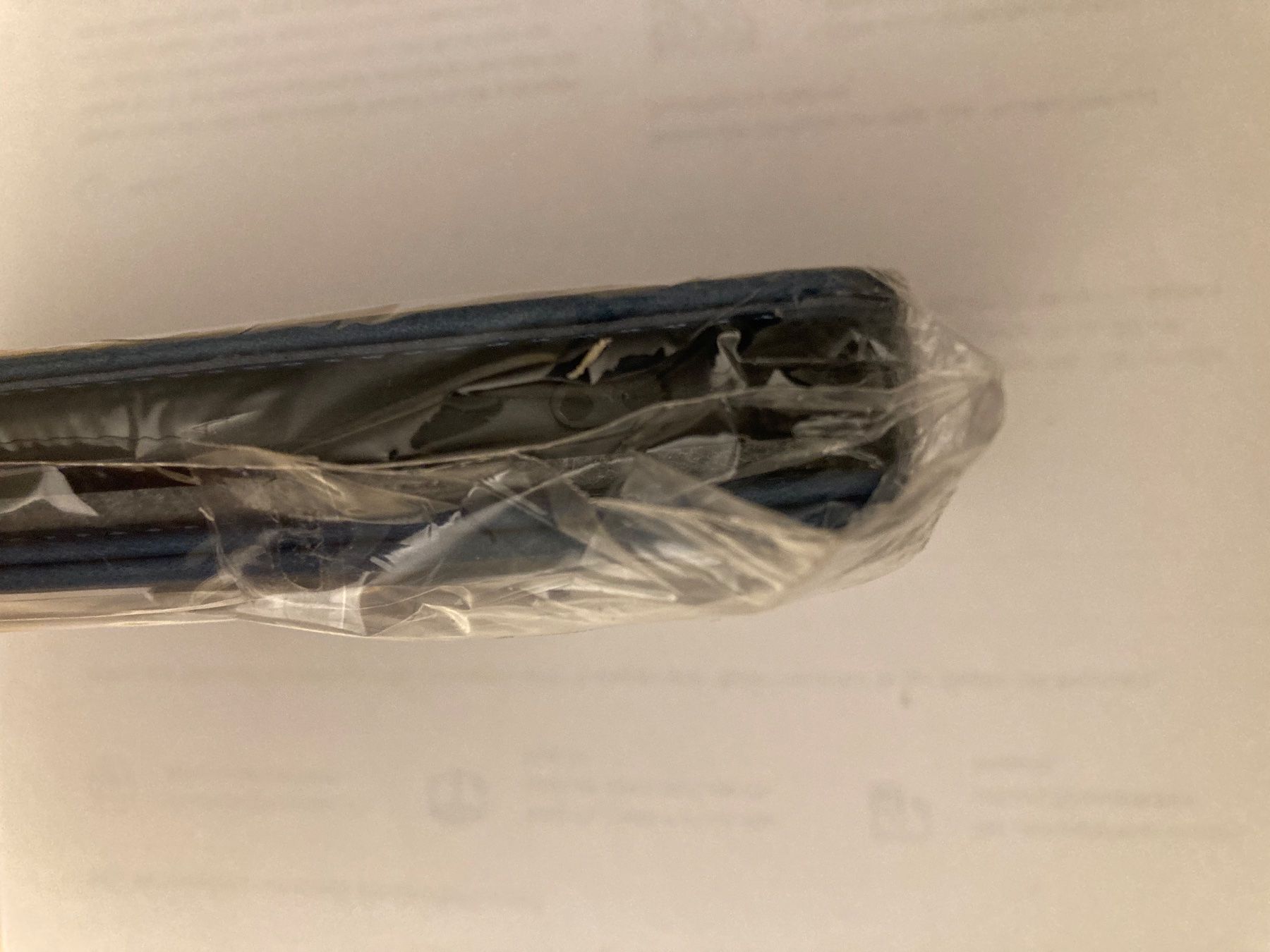Telefoni cellulari / Smartphones: Handyhulle/PANZERGLAS – Nuovo e nell'imballaggio originale da Frauenfeld venduto da mat_8nwr 1