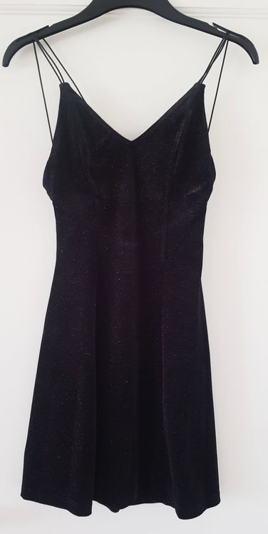 Robe noire paillettes dos nu | Kaufen auf Ricardo