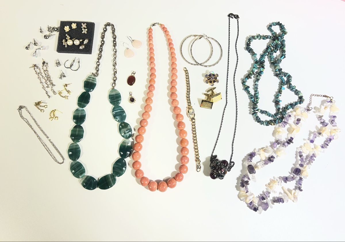 Altri gioielli: Lot de bijoux – Usato da St-Pierre-Clages venduto da ste_xk6p