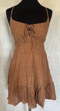Romantisches Sommerkleid von Clockhouse Gr. 34