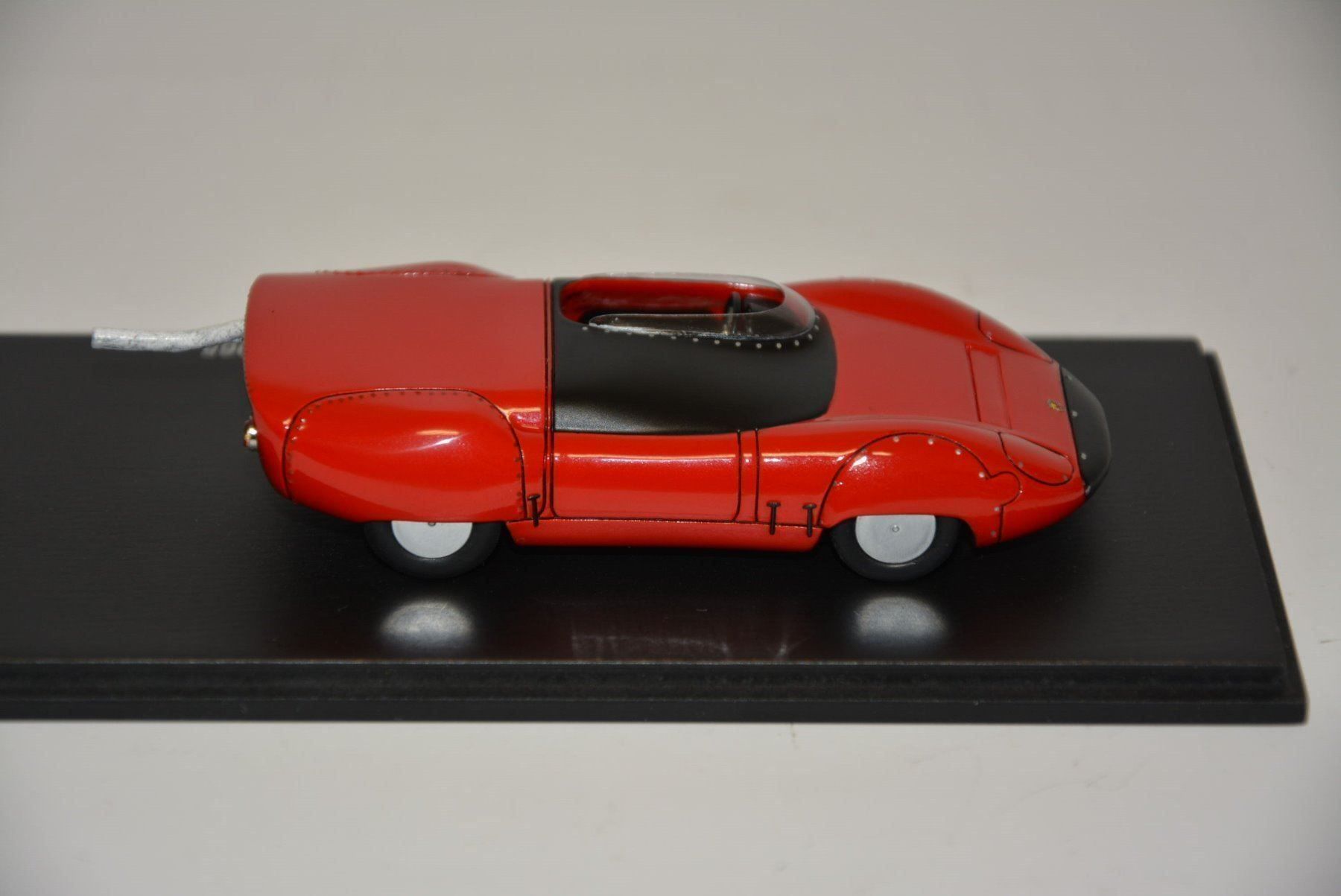 Abarth Modellini d'auto: Abarth OT 2000 Bialbero Record 1965 1:43 – Nuovo e nell'imballaggio originale da Goldach venduto da Feivel9 5