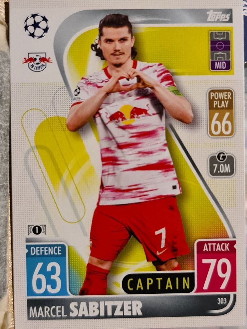 Topps Sammelbilder & Trading cards: Topps Match Attax 303 – Gebraucht aus Dintikon von Prime-shop