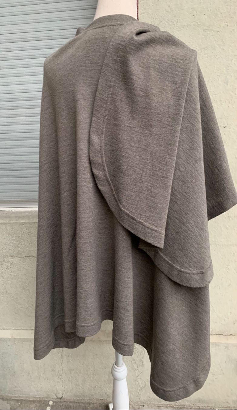 Benetton Altro in Moda donna: Superbe cape poncho BENETTON ouvert devant 60%laine t.S – Nuovo (secondo la descrizione) da Martigny venduto da only__you 2