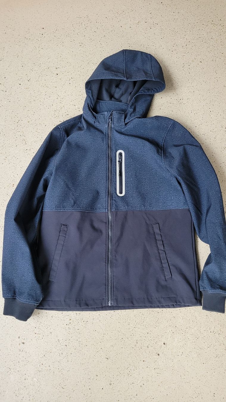 H&M Giacche & Cappotti: Softshelljacke H+M 158 – Usato da Dübendorf venduto da Danii4