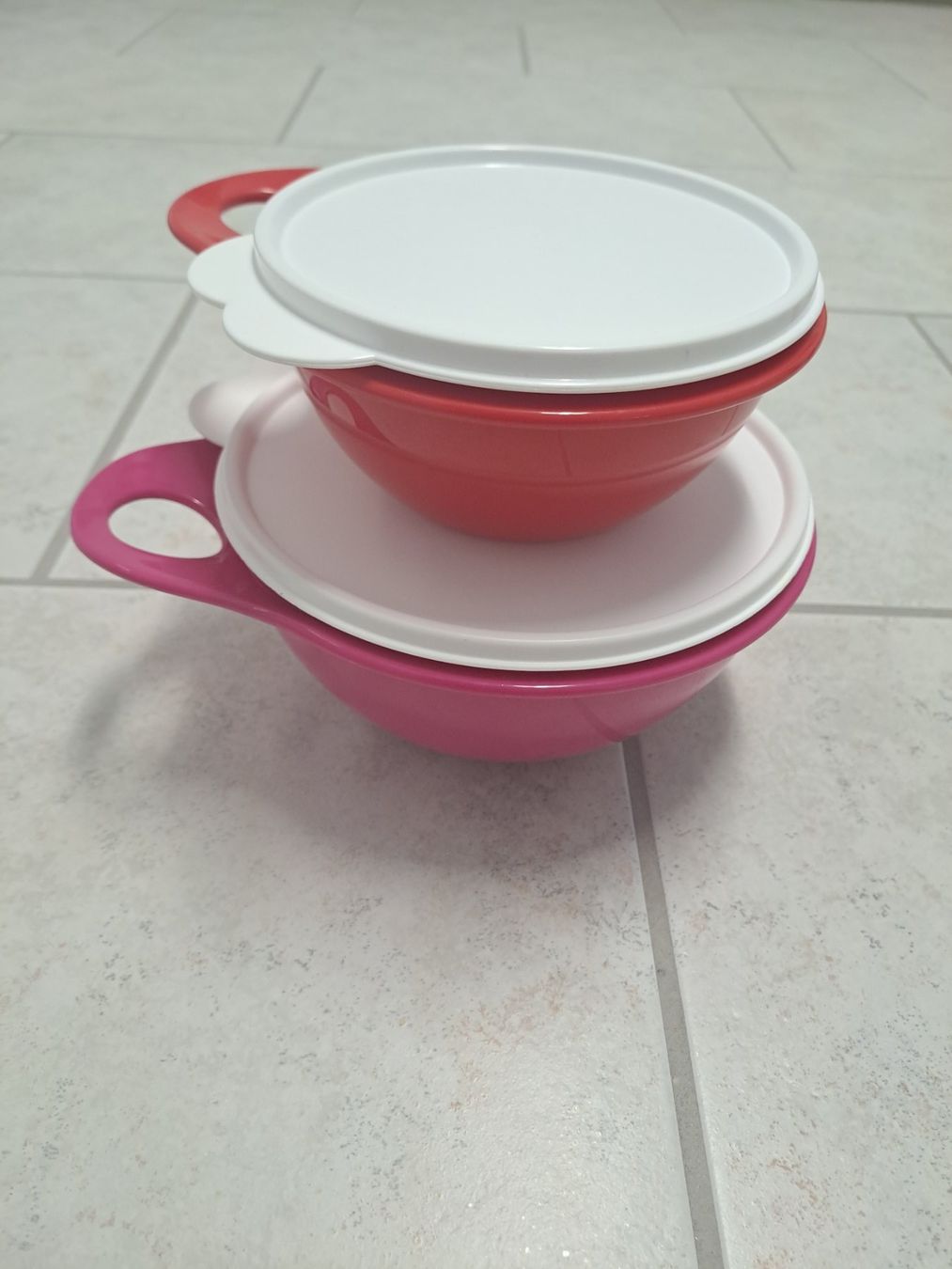 Coupes: Schüsseln Tupperware – D'occasion à Wohlenschwil par lin_vx8g
