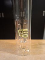 2 spezielle Glasflaschen