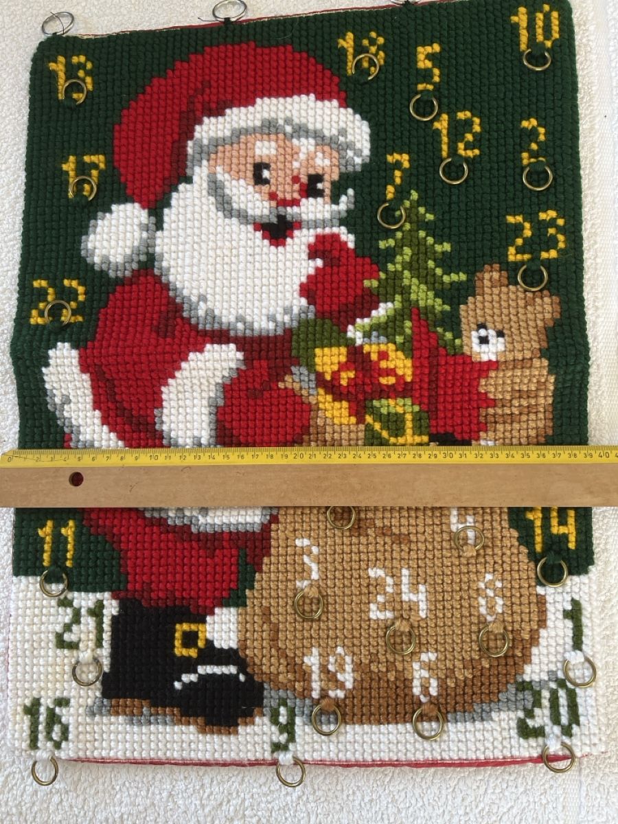 Calendari: Adventskalender von Hand gestickt.      – Nuovo e nell'imballaggio originale da Hochdorf venduto da la_nationale 3