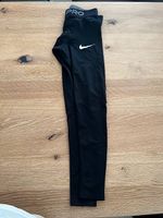 Diverse Sportleggins für Männer (lange Unterhosen)