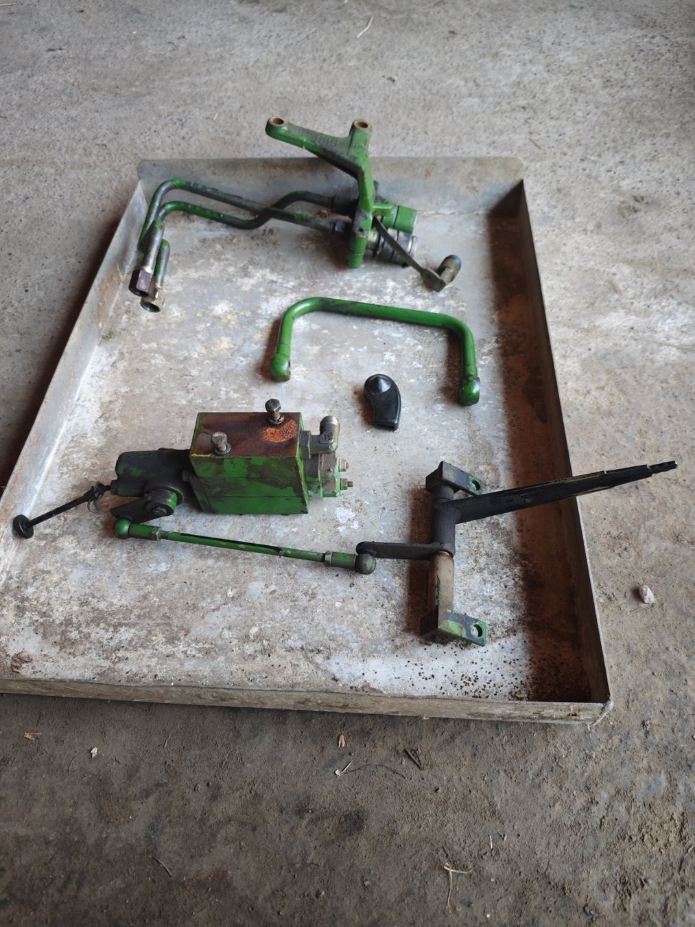 John Deere Trattori: Hydraulikventil John Deere 40er/50er – Usato da Oberhasli venduto da Steyr8180