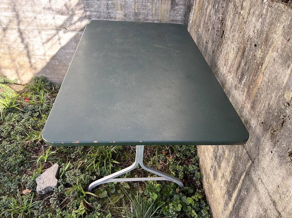 Tische: Gartentisch aus Stahl – Gebraucht aus Oberengstringen von exmex 1
