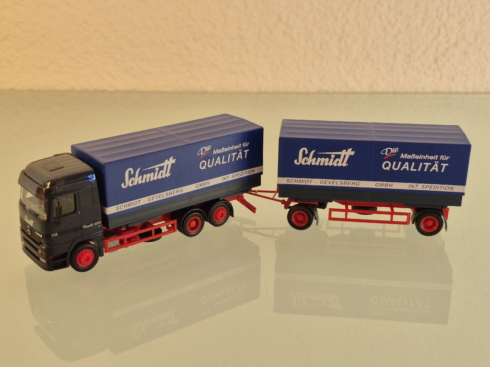 Herpa Modellini d'auto: Herpa LKW Mercedes Schmidt  – Usato da Uetendorf venduto da myhome12