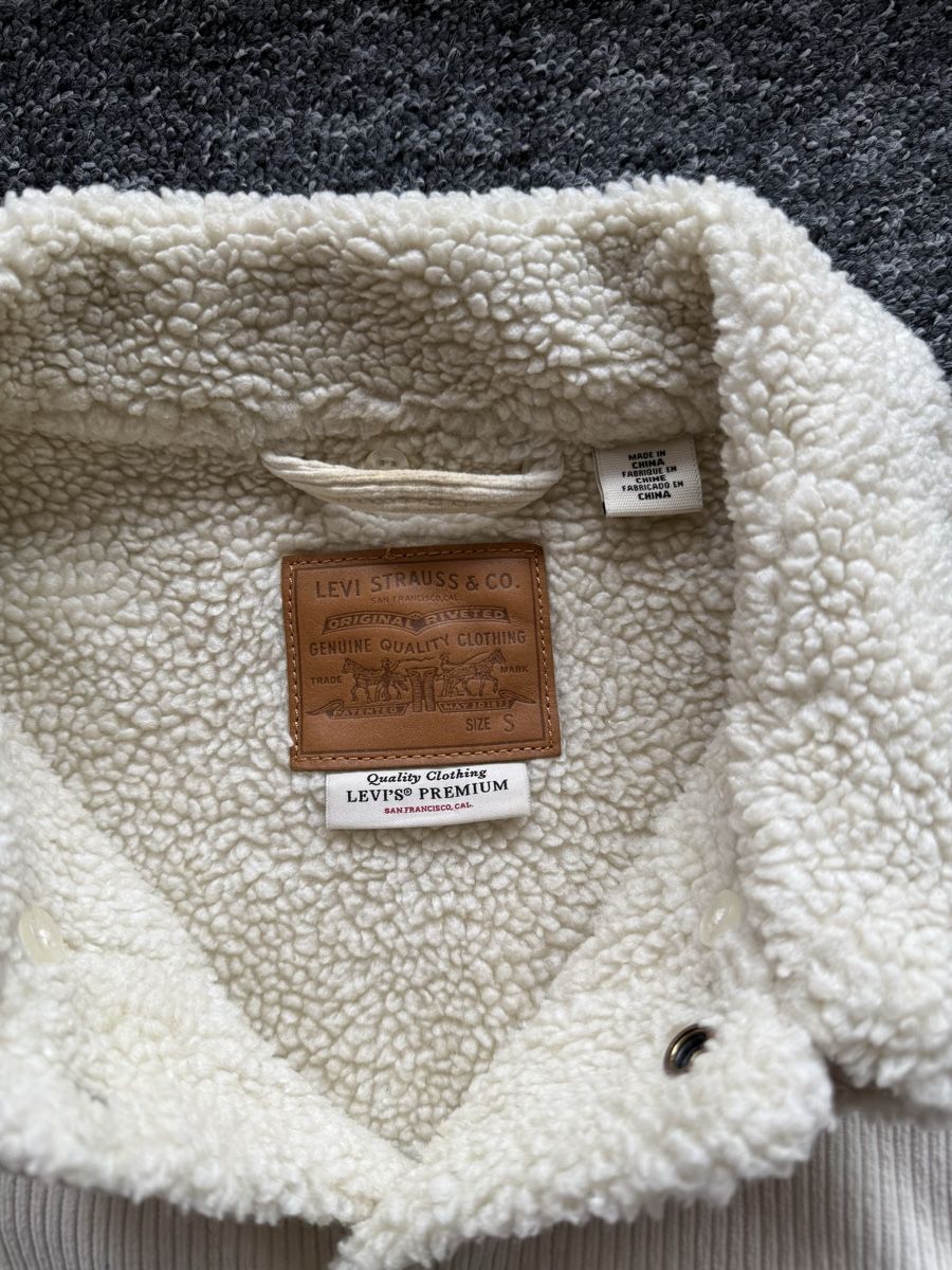 Levi's Cappotti: Veste Levi's Premium, Taille S, doublure chaude – Nuovo (secondo la descrizione) da Cheseaux-Lausanne venduto da siw_n69c 1