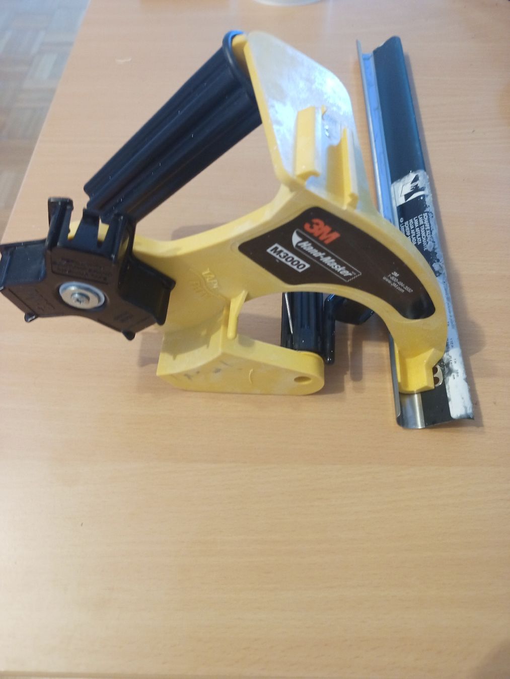 Alle Werkzeuge: abdeckmaschine  – Gebraucht aus Winterthur von mal_k2wv