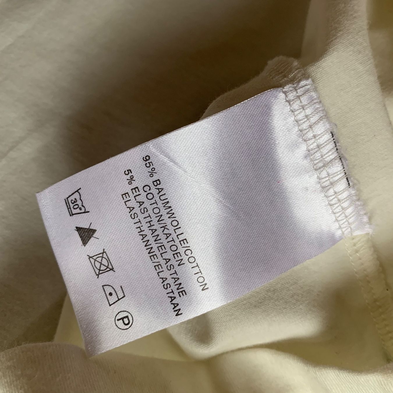 T-shirt: FEMME T-Shirt – Usato da Interlaken venduto da Bona55 7
