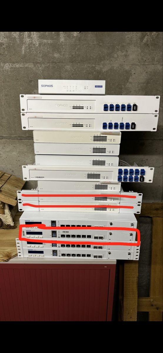 Sophos Firewall: Sophos XG 210 Rev3 – Gebraucht aus Raron von Antelope4849