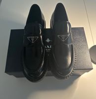 Prada Loafers Schwarz, Echtleder, neu, Grösse 7 (41)
