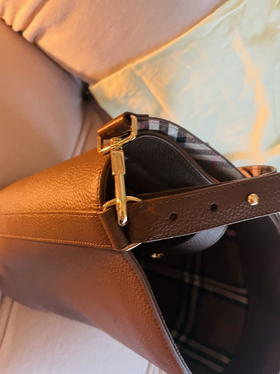 Burberry Borse da donna: Bucket Bag NEU, Burberry – Nuovo e nell'imballaggio originale da Tägerwilen venduto da CarolinaHerrera 2