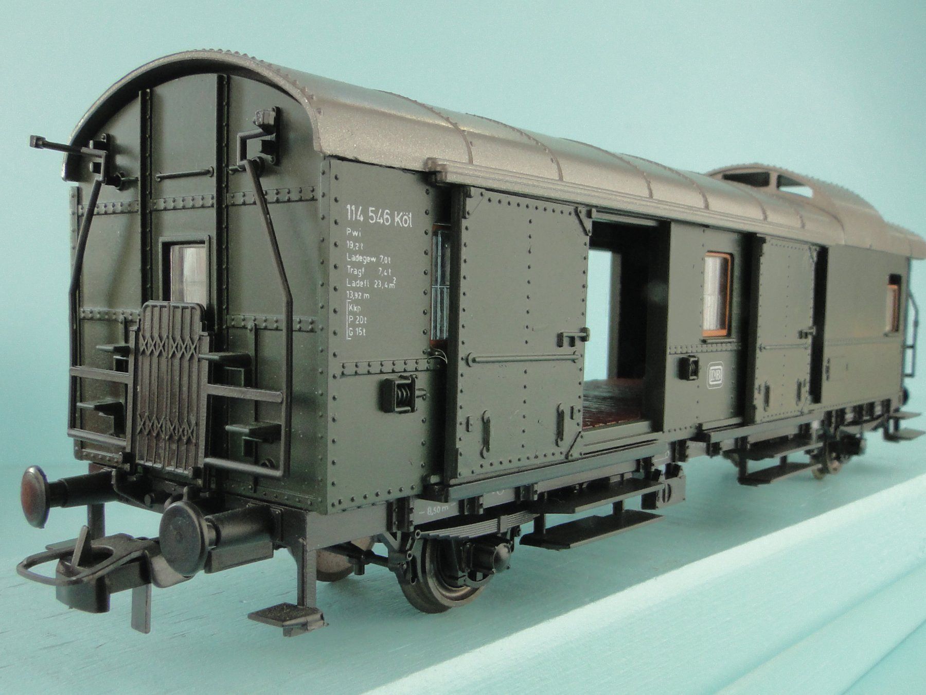 Roco Modellini di ferrovie: Roco 4204A DB Gepäckwagen WS/AC – Usato da Bülach venduto da cann11 3