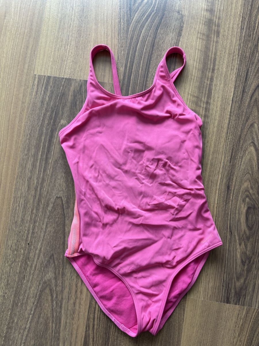 Decathlon Costumi da bagno & Bikini: Badekleid 12/13Jahre – Usato da Büsserach venduto da Zimtstaernli19