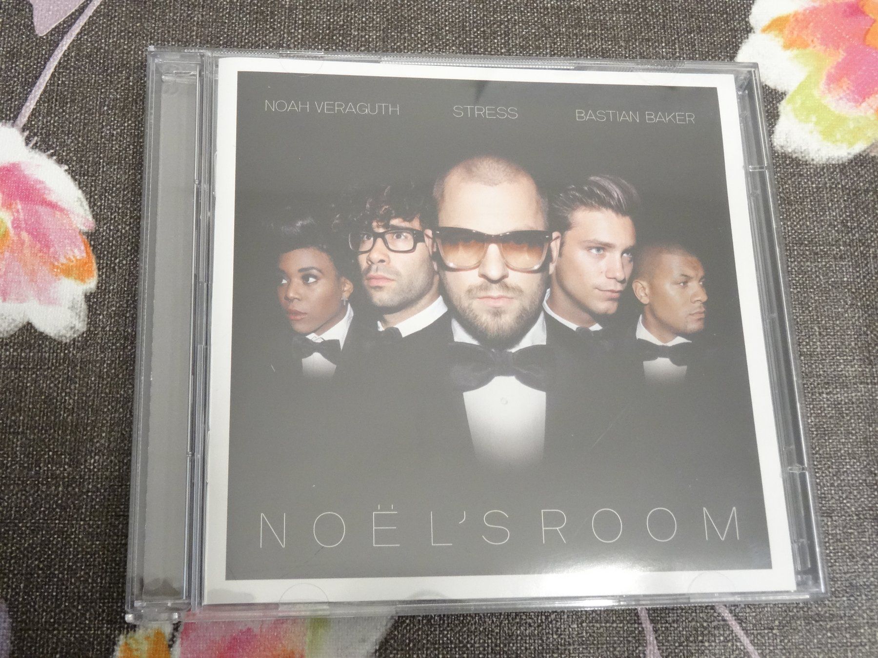 CD: Noel's Room CD – Usato da Olten venduto da Disc-Ausverkauf