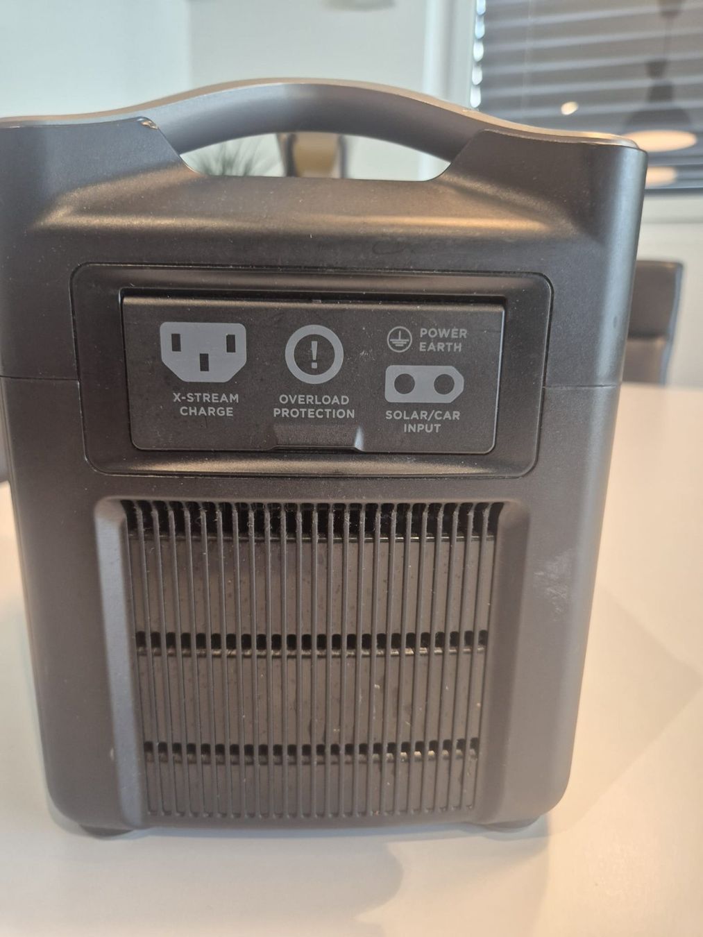 Ecoflow Generatori di corrente: EcoFlow Power Station RIVER PRO, 720 Wh – Usato da Zürich venduto da arborist85 4