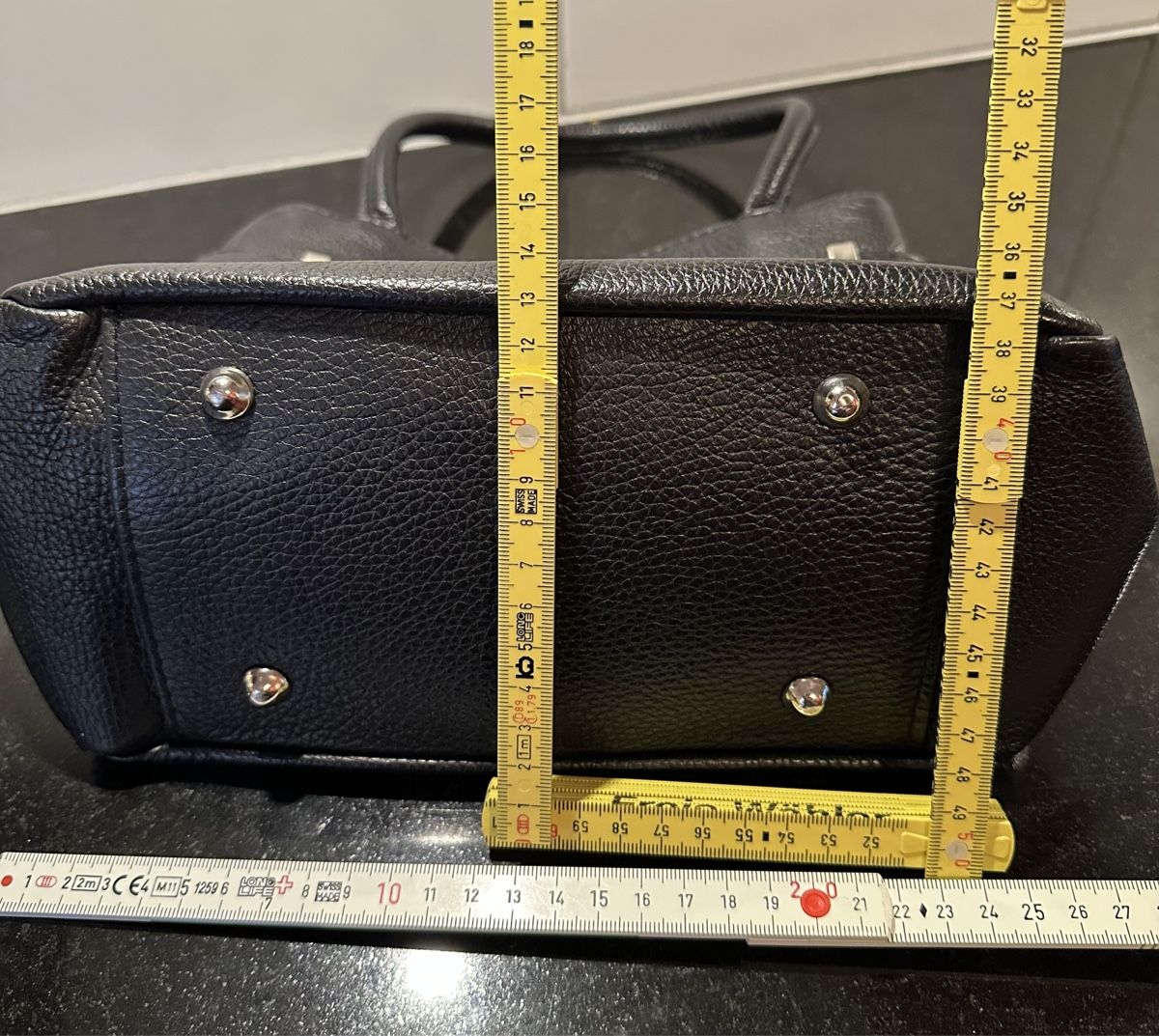 Borse da donna: Schwarze Ledertasche Handtasche inkl. Schultergurt – Nuovo (secondo la descrizione) da Münsingen venduto da Innchen 8