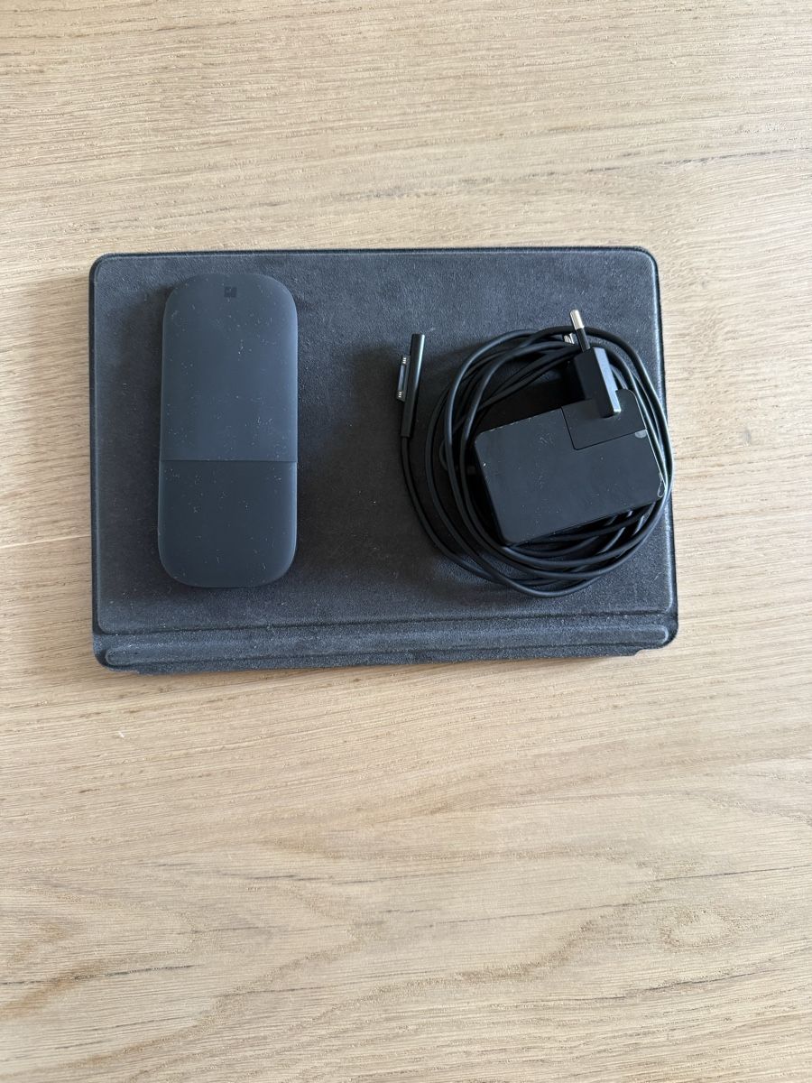 Microsoft Tablettes PC: Microsoft Surface Go inkl. Maus und Cover – D'occasion à Bern par Franz8044 4