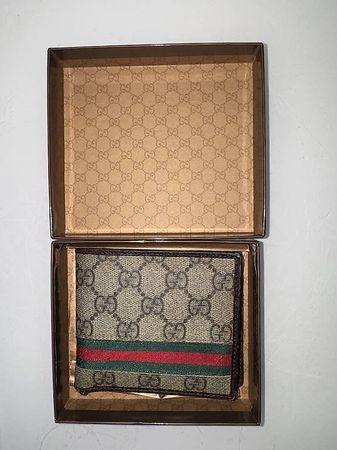 Authentic Gucci Wallet with Original Box