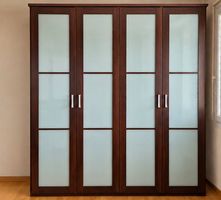 Grande armoire 4 portes  186 × 55 × 215 cm  Très bon état