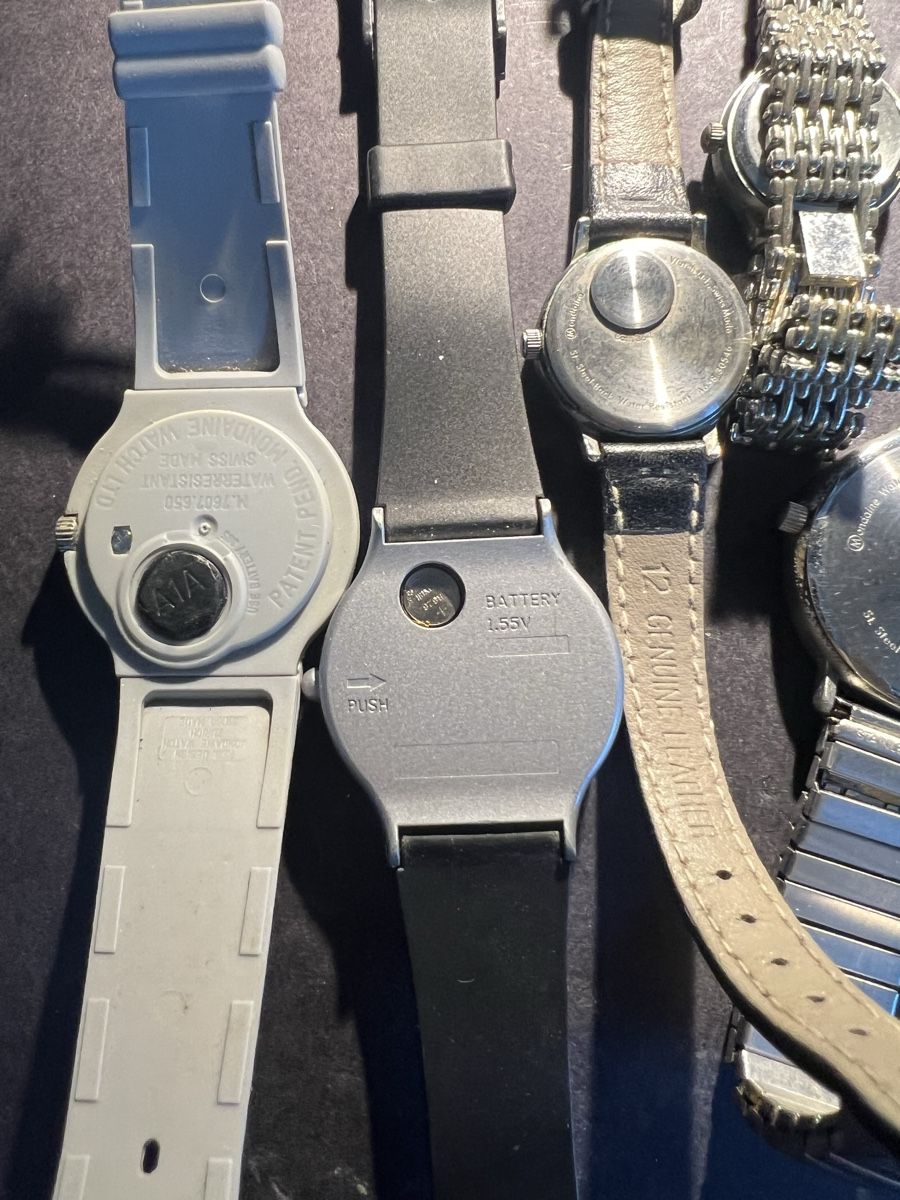 Orologi: Uhren für Bastler – Usato da Laufen venduto da groove60 2