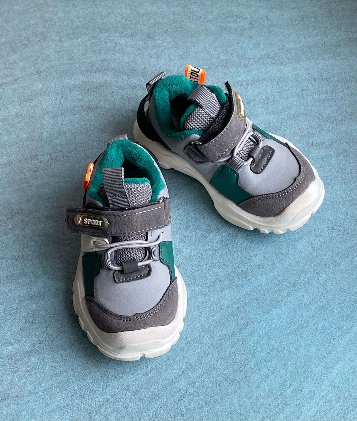 Scarpe per ragazzi: Kinderschuhe Gr. 23 – Usato da Olten venduto da ksenya.s