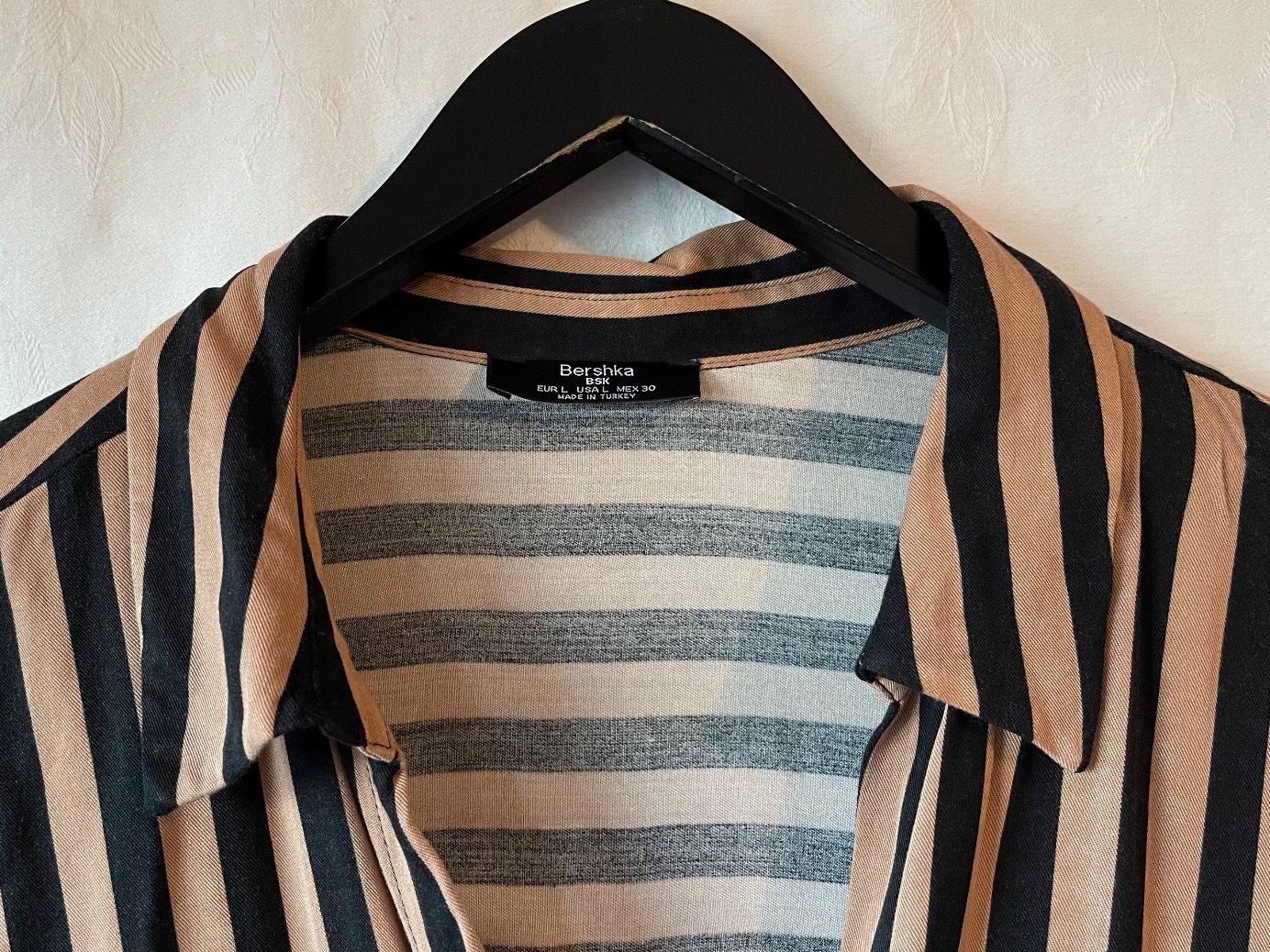 Bershka Camicette: Bershka Bluse Gr. L – Nuovo e nell'imballaggio originale da Rapperswil SG venduto da Letas_closet 2