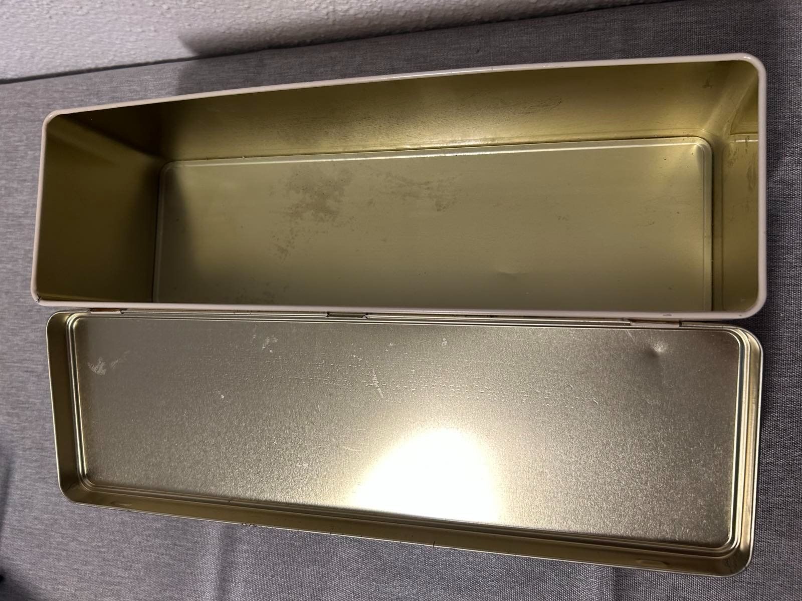 Tutte le decorazioni: Schöne Vintage Blechdose – Usato da Wil SG venduto da Nvik 3