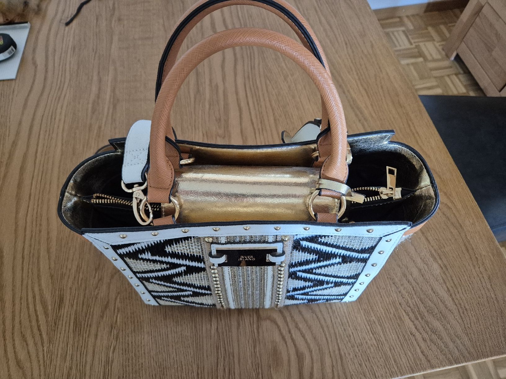 Taschen für Damen: Handtasche – Gebraucht aus Goldach von Mona.93 1