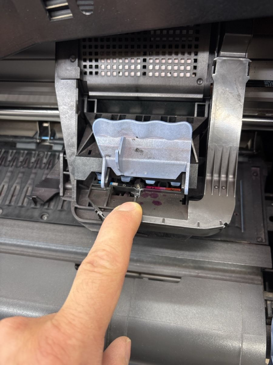 Hewlett Packard Stampanti: hp Designjet 500 – Difettoso da Wolfhausen venduto da luckyMonday 5