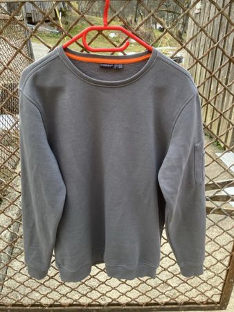 Pull gris Livergy, taille M - parfait pour l'automne!