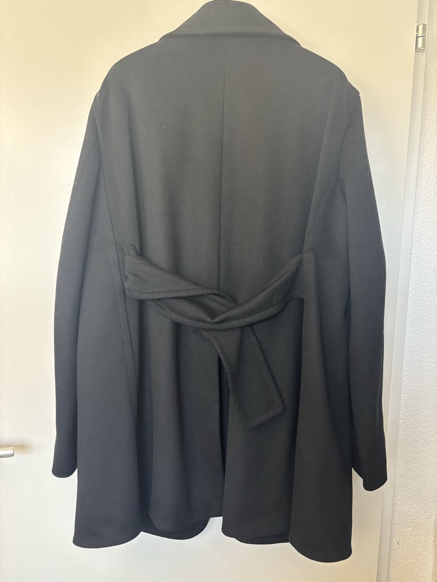 Celine Cappotti: Celine wool Mantel FR 42 – Usato da Höri venduto da Celine.11 4