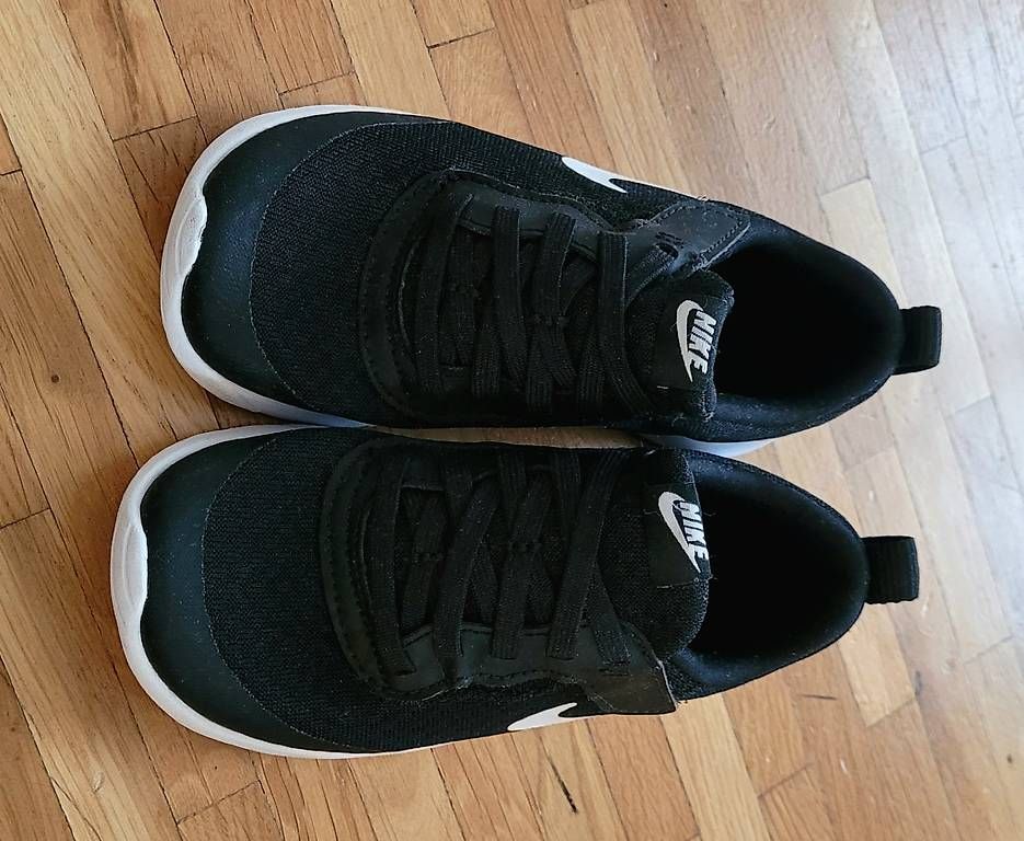 Nike Scarpe per ragazzi: Nike Turnschuhe, Gr. 29 – Usato da Zürich venduto da Cologna 2