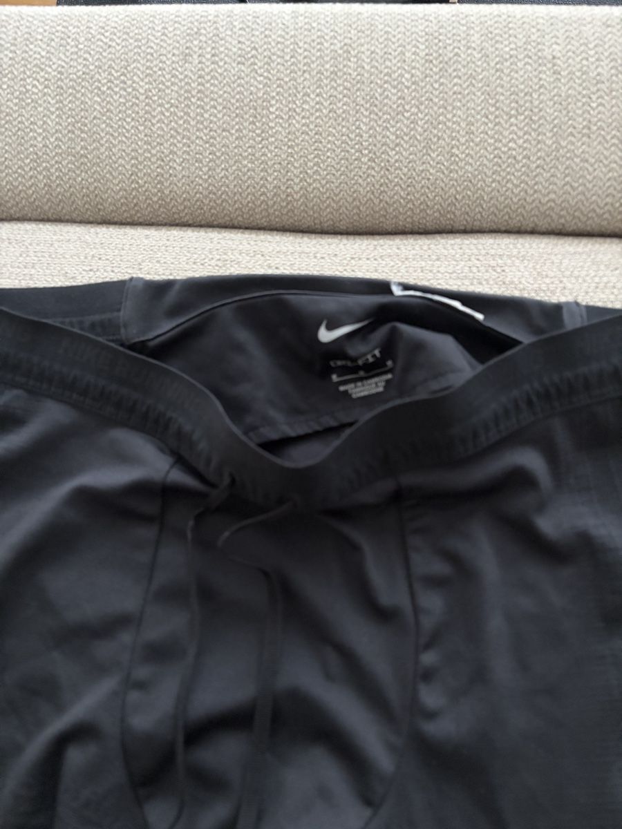 Nike Hosen: Nike Long tights M – Gebraucht aus Zürich von von_sj9s 2