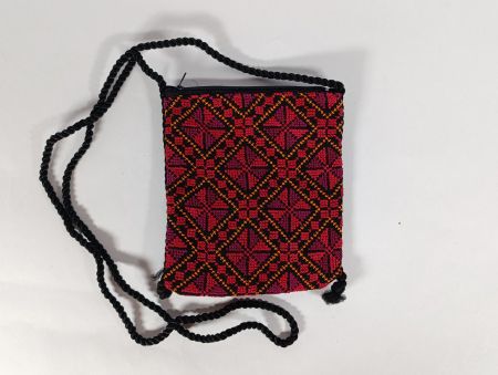Sac en bandoulière rouge avec poche velcro 15 x 18 cm