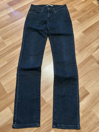Levi's 712 Slim, Gr. 28 einf. Bundweite 33 cm