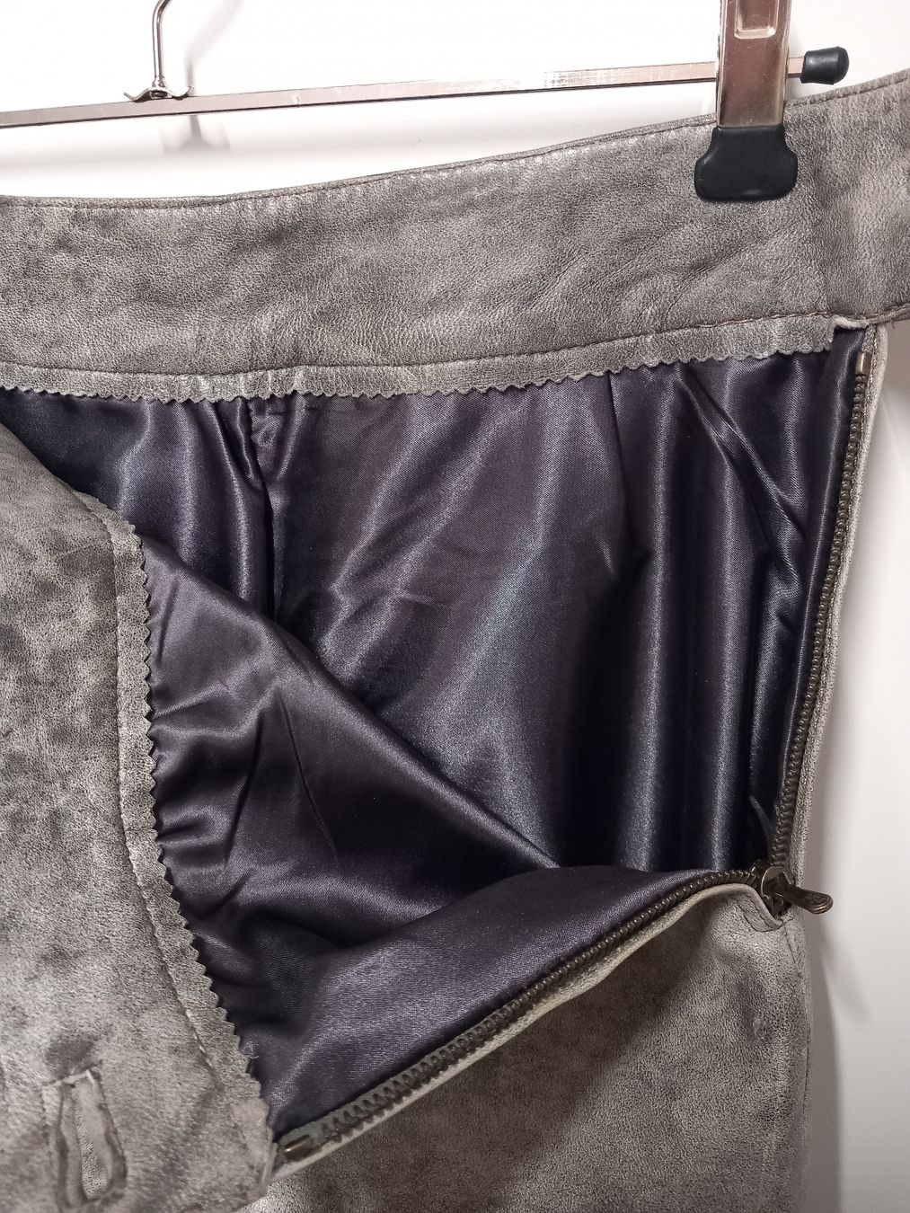 Pantaloni: Lederhose Gr.36 Massanfertigung – Usato da Merligen venduto da muss_haben 3