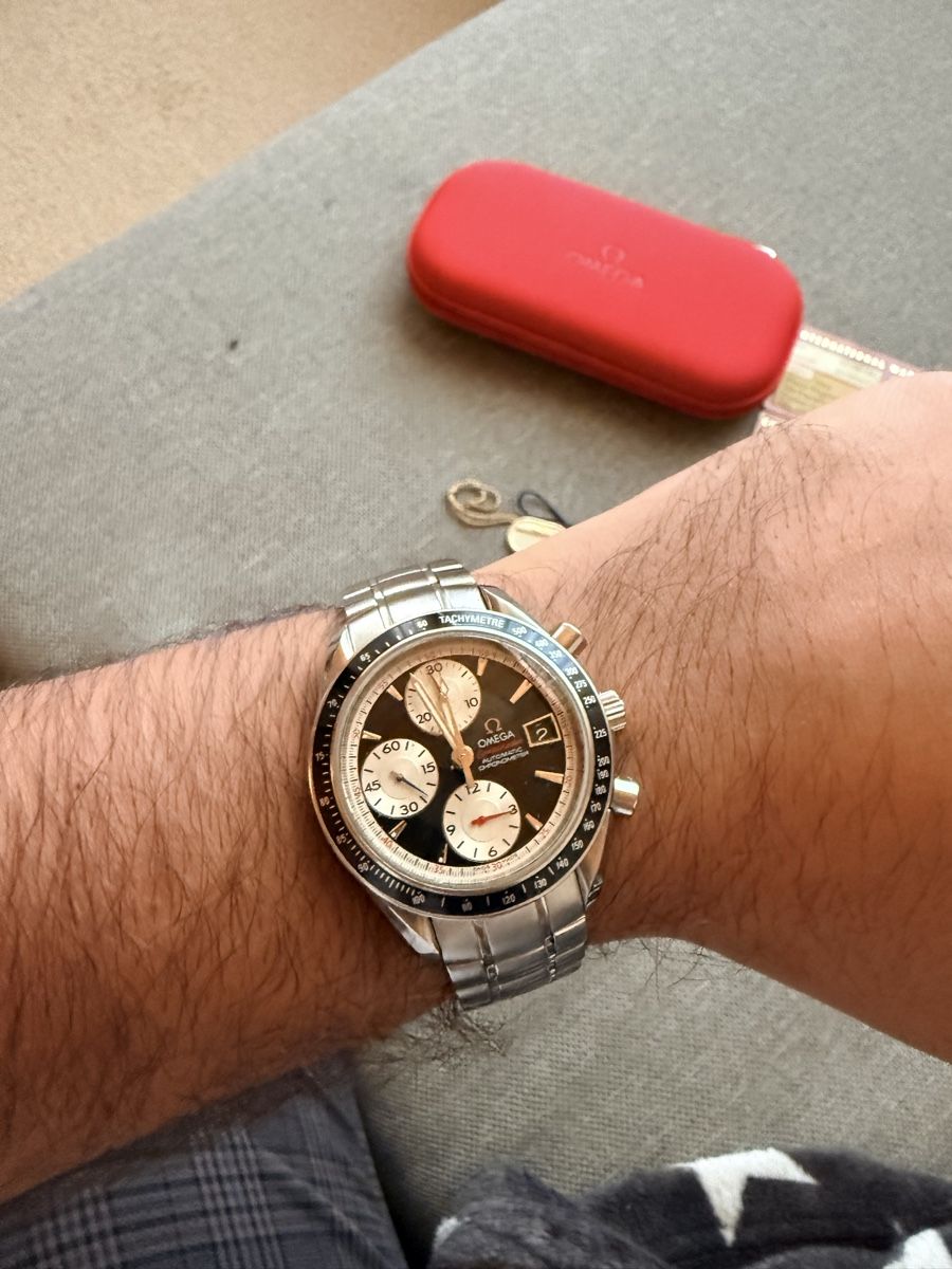 Omega Uhren: Omega Speedmaster Date  Automatic 40mm – Gebraucht aus Gstaad von Amerboueta 4