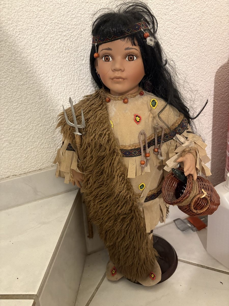 Bambole: Wunderschöne Sammlerpuppe Indianerin 55cm – Nuovo (secondo la descrizione) da Wittnau venduto da Mohrli0 2