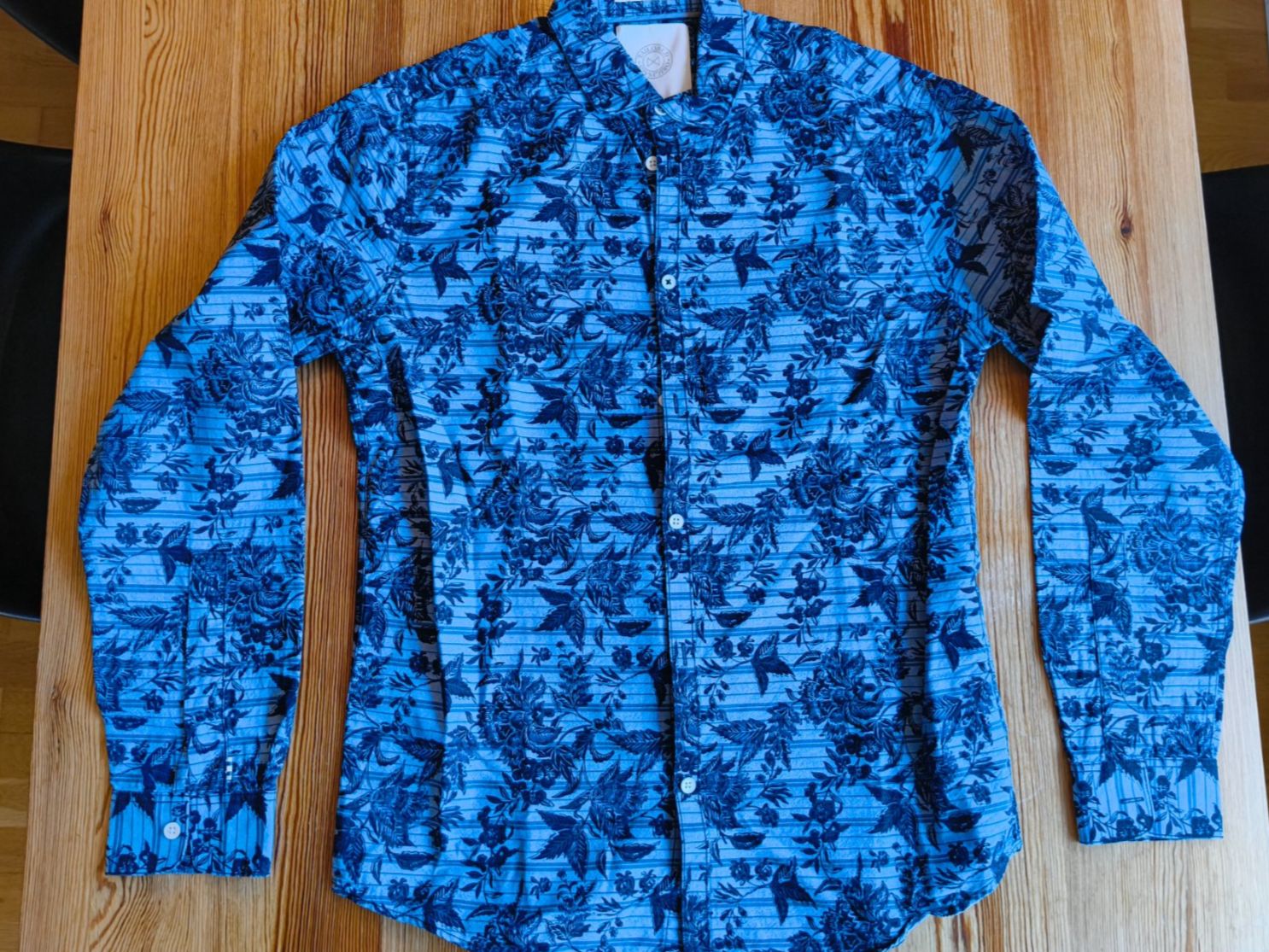 Camicie: Herren Hemd blau mit Blumenmuster – Usato da Zürich venduto da san_7jn8