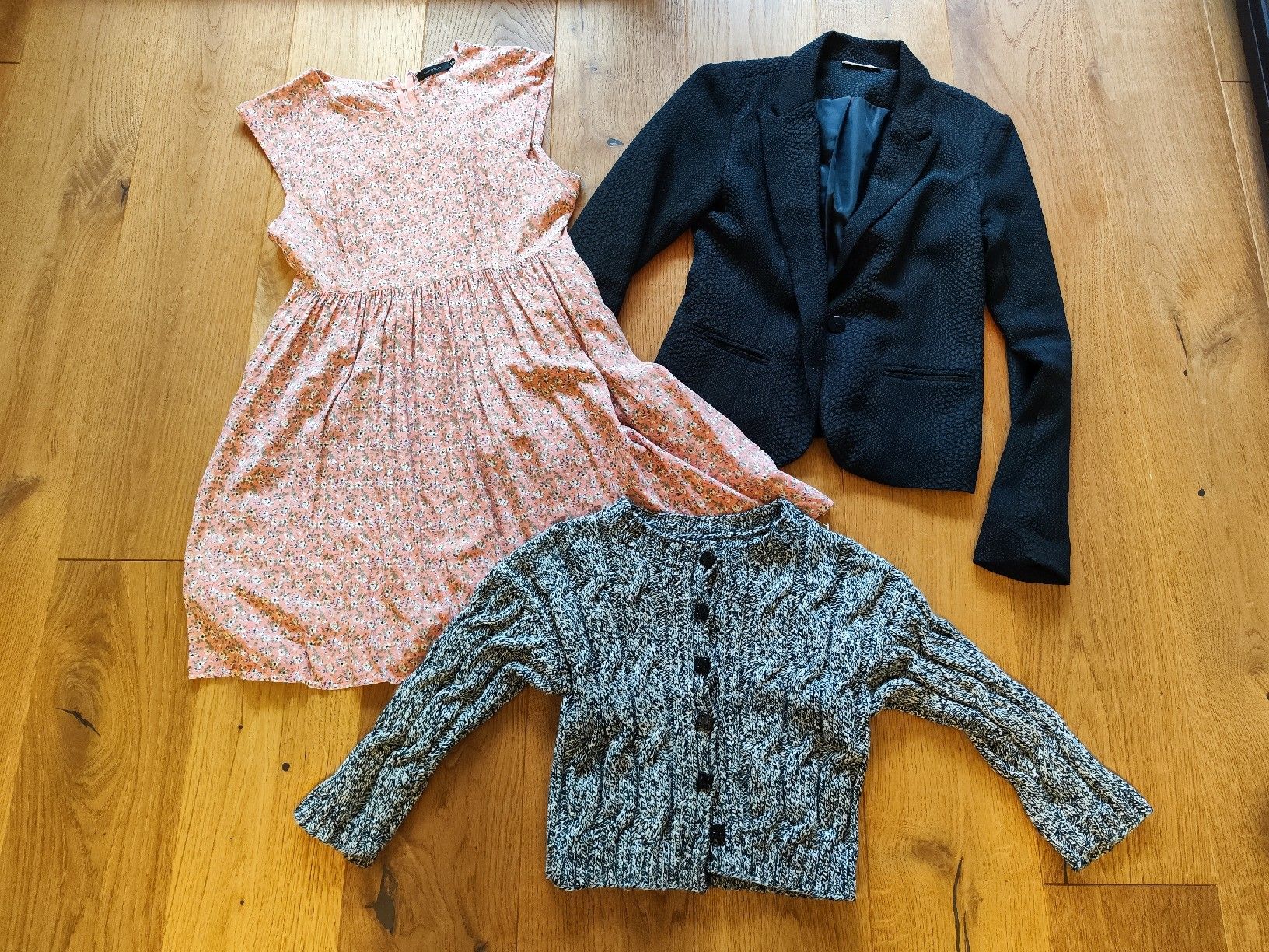 Lotti di vestiti: Kleiderpaket Gr.S – Usato da Kriens venduto da KleineD 1